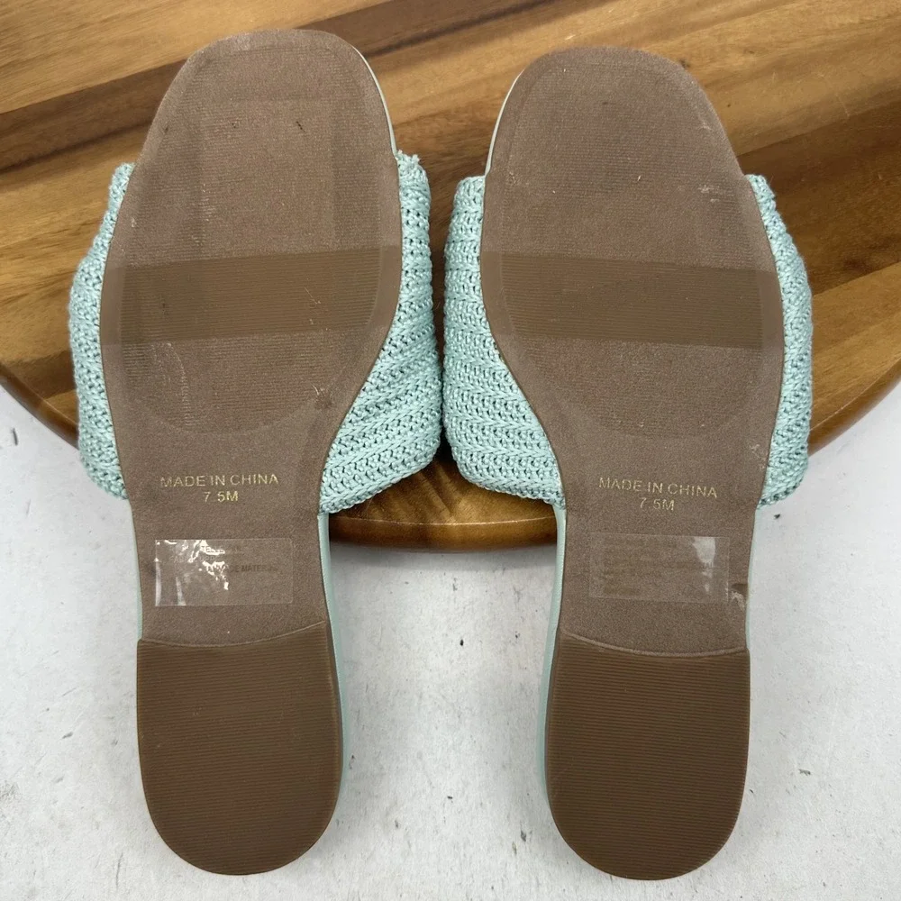 New NWOB‎ Womens Nordstrom Rack Chantelle Turquoise Slides Sandals Size 7.5 M